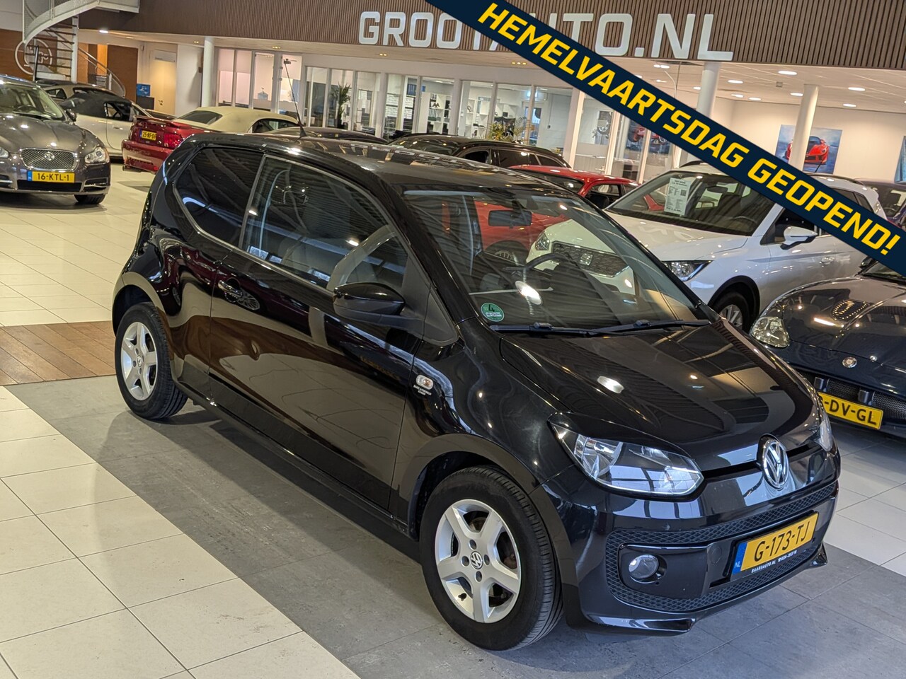 Volkswagen Up! - 1.0 high up! Airco, Navigatie, Stuurbekrachtiging - AutoWereld.nl