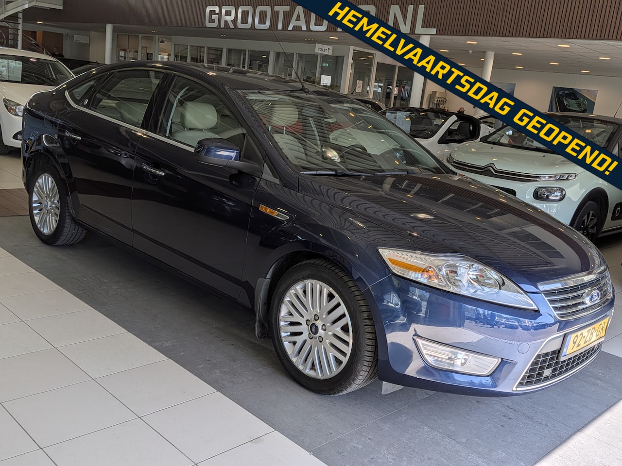 Ford Mondeo - 2.5-20V Ghia Airco, Cruise Control, Leder, Stuurbekrachtiging - AutoWereld.nl
