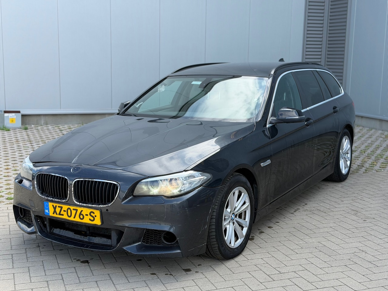 BMW 5-serie Touring - 518d High Executive 518d High Executive - AutoWereld.nl