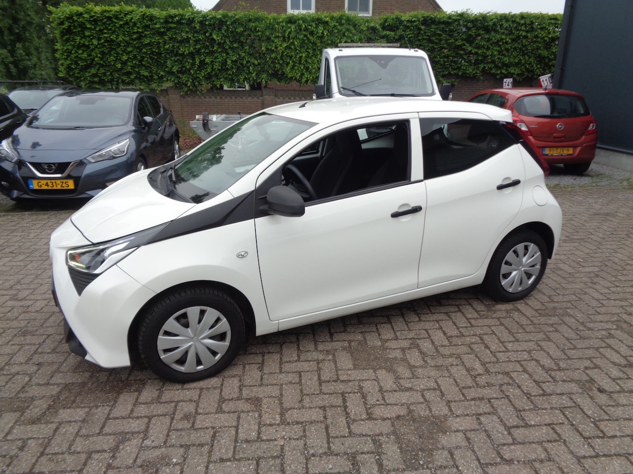 Toyota Aygo - 1.0 VVT-i x-fun Airco, Bluetooth - AutoWereld.nl