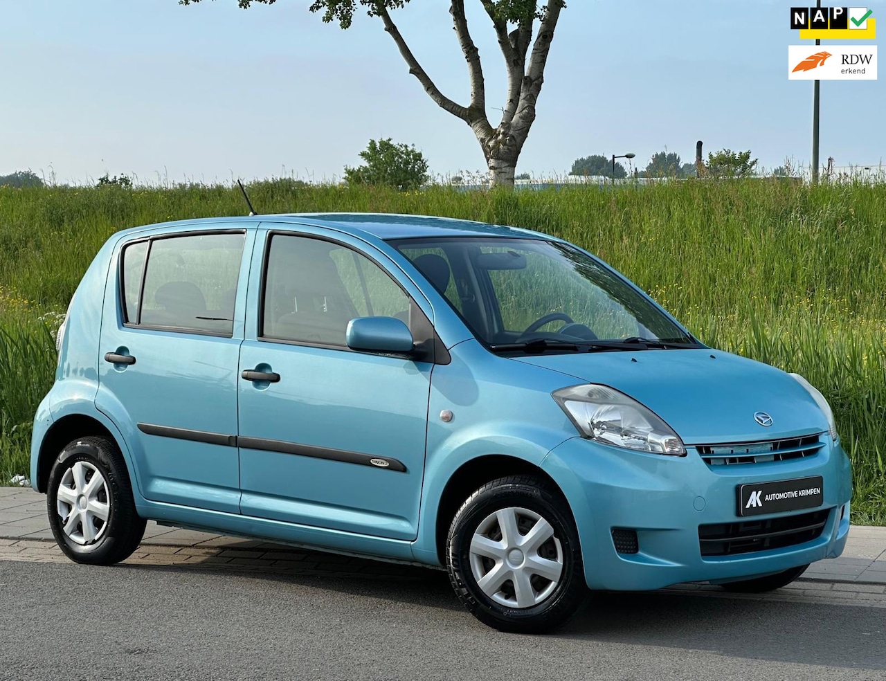 Daihatsu Sirion 2 - 1.0-12V Trend | Parrot | 4x elek. Ramen | New Apk | NAP | Boekjes - AutoWereld.nl