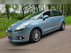 Peugeot 5008 - 1.6 VTi ST - Panoramadak - Navigatie - Xenon