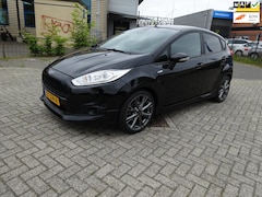 Ford Fiesta - 1.0 EcoBoost ST Line /Airco/Navi/Cruise/APK 6-5-2027
