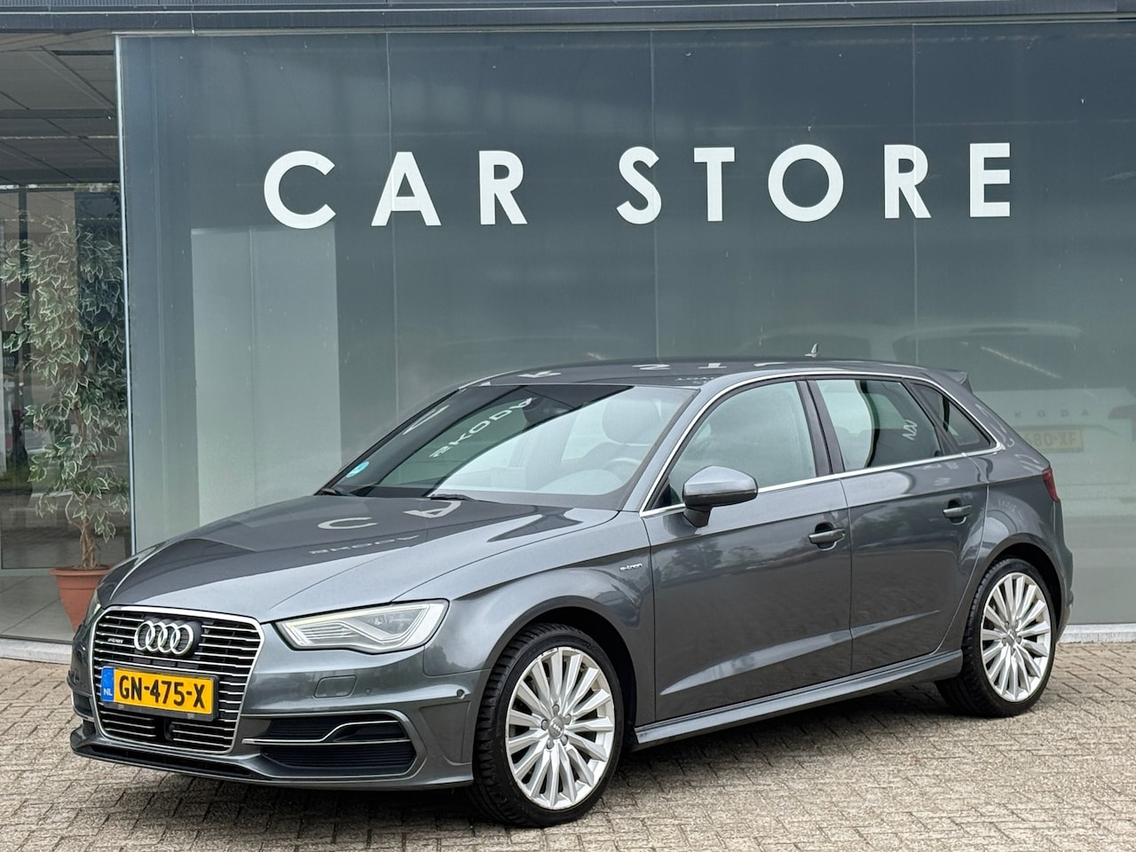 Audi A3 Sportback - 1.4 e-tron PHEV S-Line Adaptief cruise|Navi|Camera - AutoWereld.nl