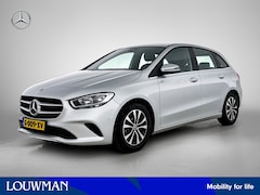 Mercedes-Benz B-klasse - 180 Business Solution | Trekhaak | Car Play | Cruise Controle | Navigatie | Parkeerpakket