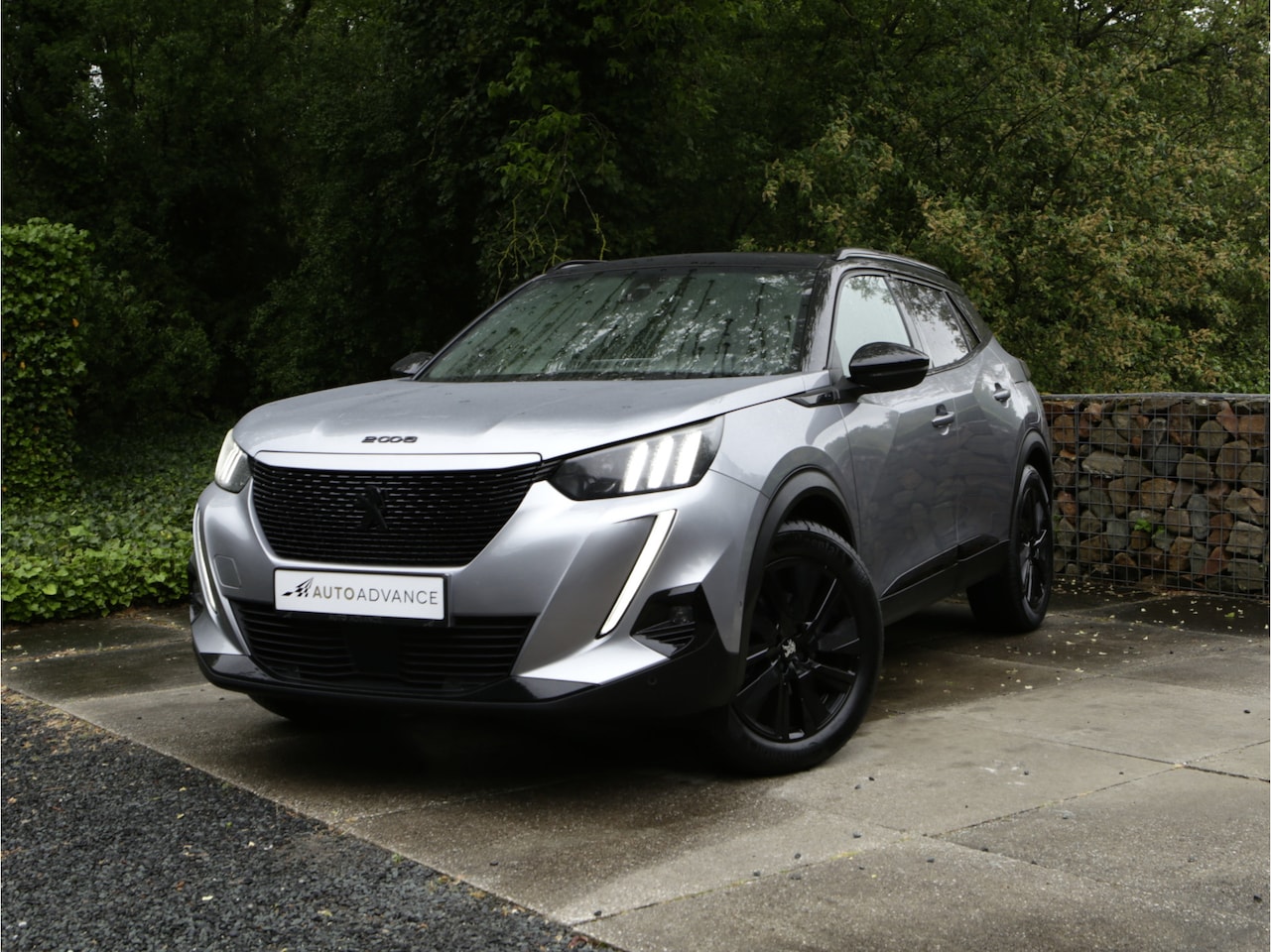 Peugeot e-2008 - EV GT Pack Noir 50 kWh - AutoWereld.nl