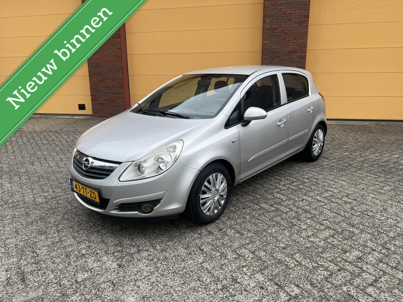 Opel Corsa - 1.2-16V Enjoy Nieuwe APK - Airco - Stoelverwa - AutoWereld.nl