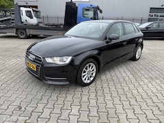 Audi A3 Sportback - 2.0 TDI Attraction Pro Line nieuw model