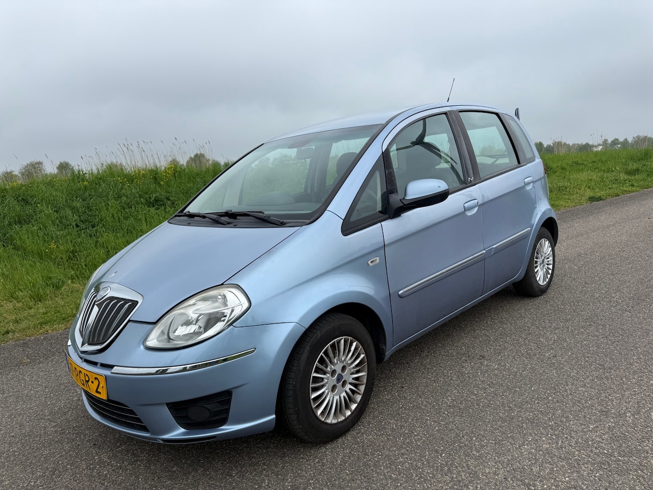 Lancia Musa - 1.4 Argento incl nw apk garantie en kl beurt ! hoge instap ! - AutoWereld.nl