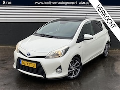 Toyota Yaris - 1.5 Full Hybrid Dynamic VOLLEDIG DEALERONDERHOUDEN PANORAMADAK, Navigatie, stoelverwarming