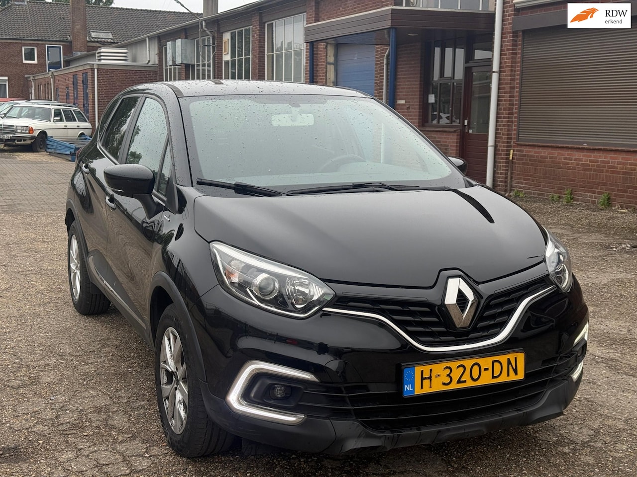 Renault Captur - 0.9 TCe Limited Dealer onderhouden Carplay! - AutoWereld.nl