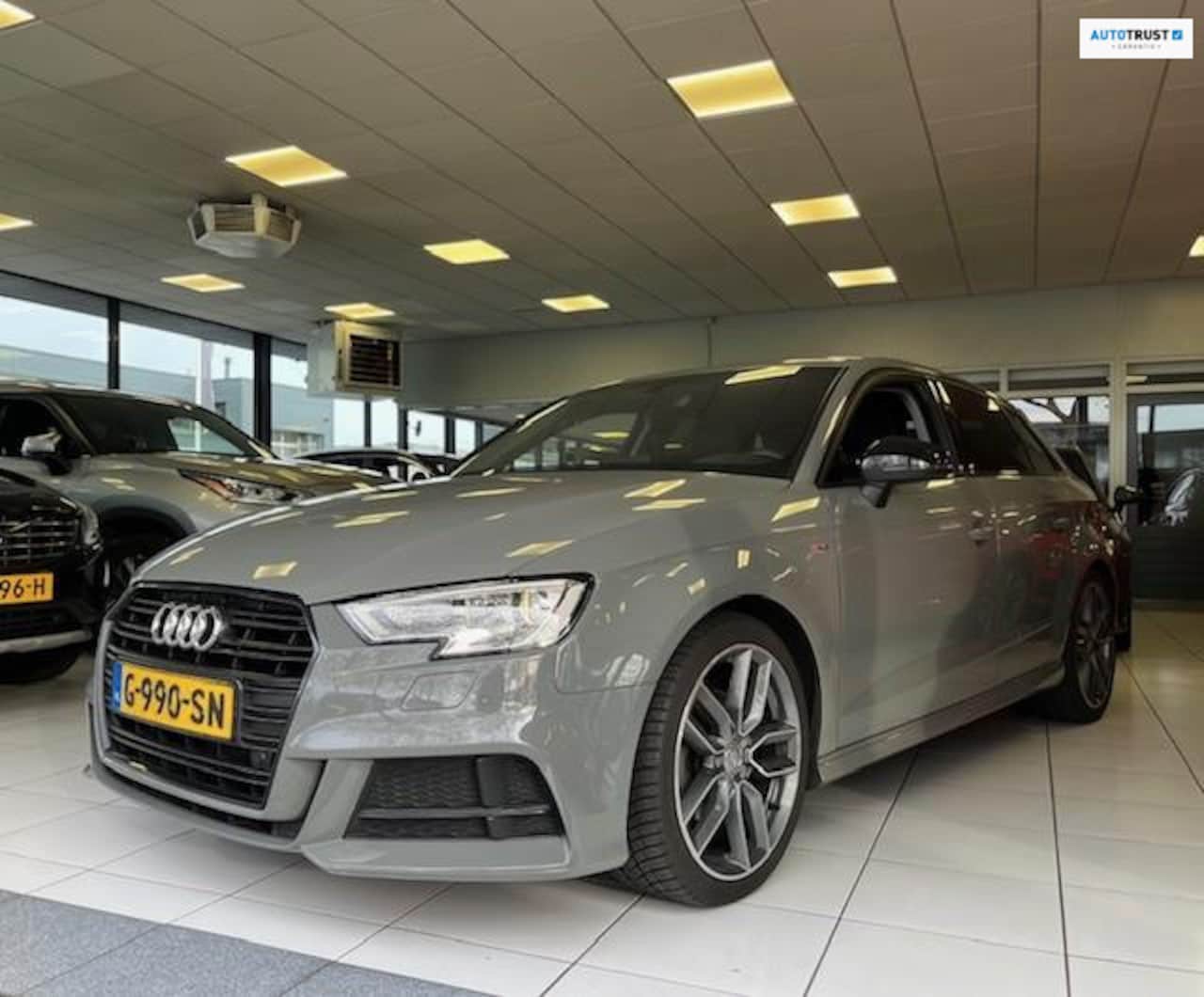 Audi A3 Sportback - 35 TFSI CoD Design S Line/VOL LEDER/Automaat/Navi/LED - AutoWereld.nl