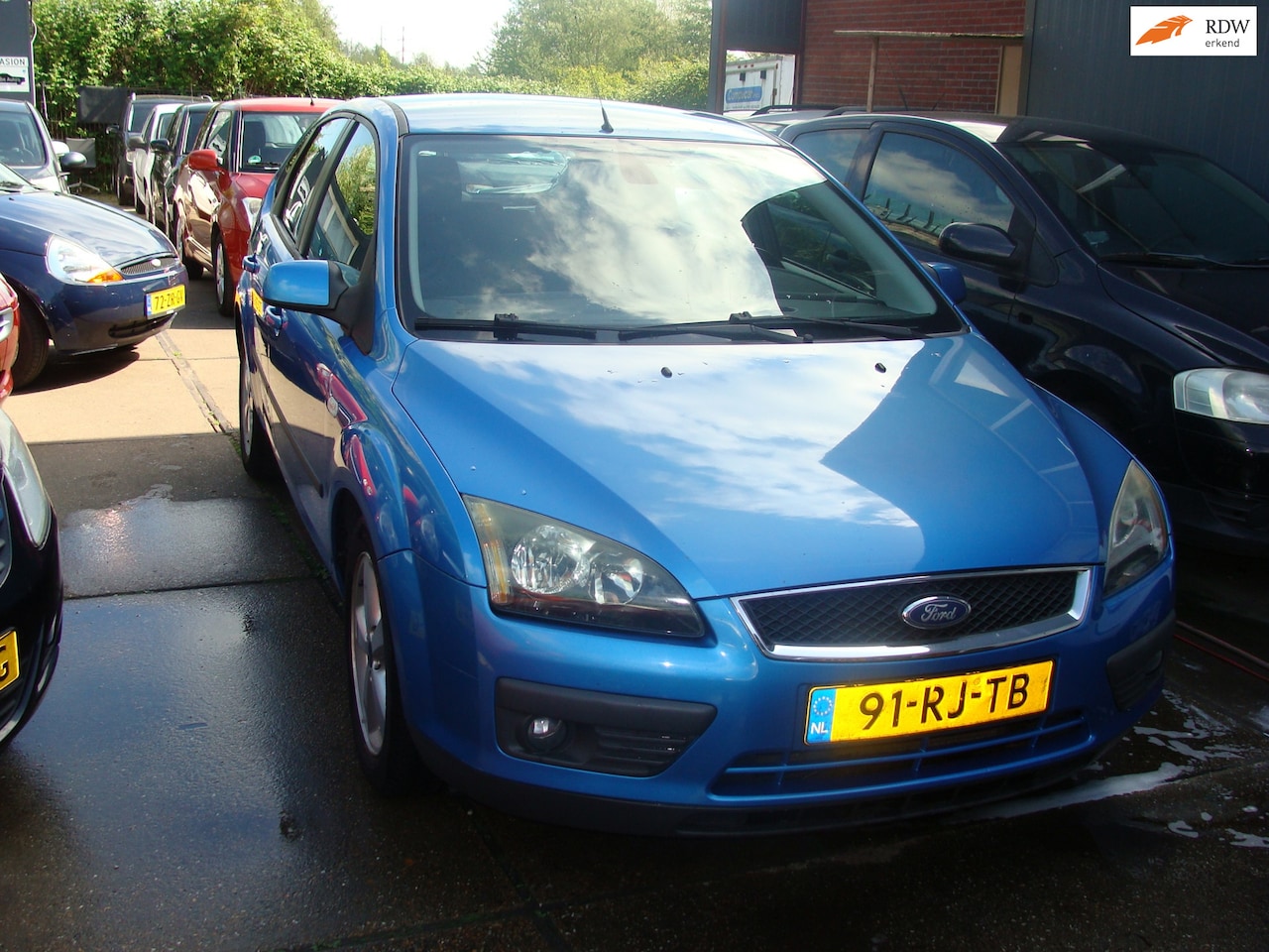 Ford Focus - 1.6-16V First Edition st bekr airco 5drs elek pak nap apk - AutoWereld.nl