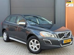 Volvo XC60 - 2.0 T5 R-Design|Volledig Dealeronderhouden|Trekhaak|Lederen Bekleding|Parkeersensoren|Navi