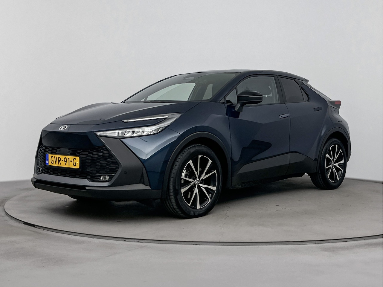 Toyota C-HR - 2.0 Plug-in Hybrid 220 Dynamic Stoelverwarming | Carplay | Plug-In | - AutoWereld.nl