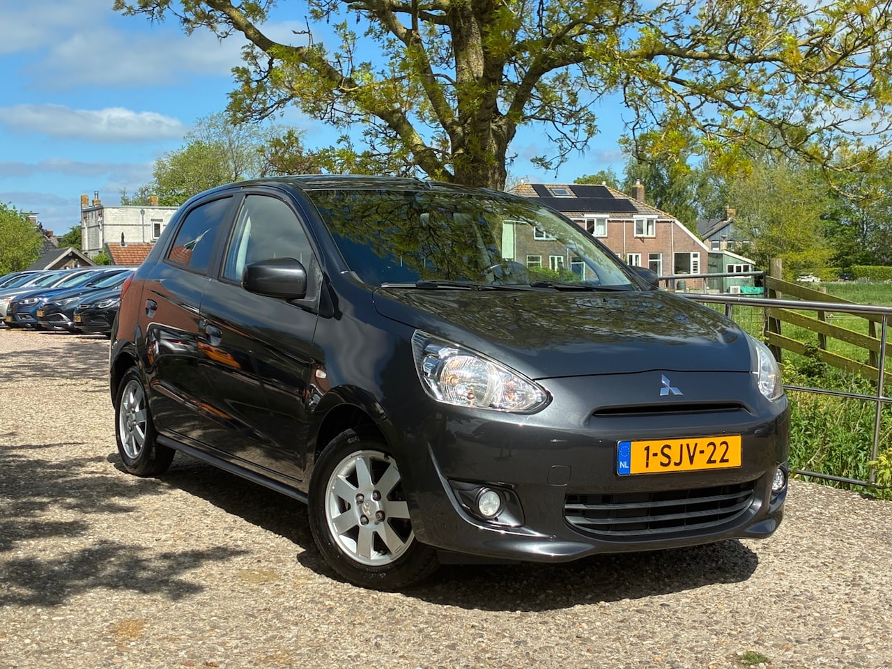 Mitsubishi Space Star - 1.0 Intense | Airco + 5-drs + Clima Nu € 3.975,-!!! - AutoWereld.nl