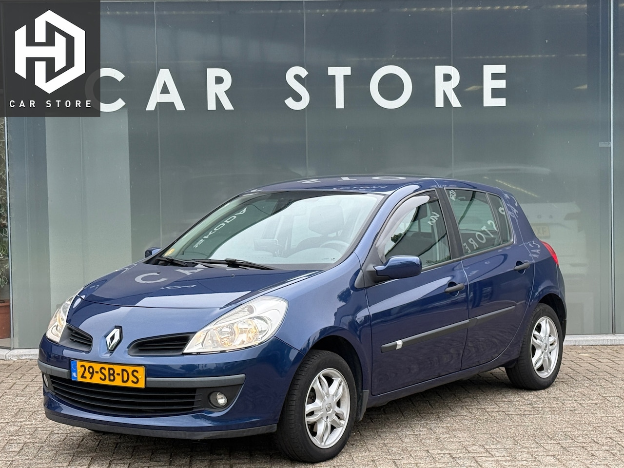 Renault Clio - 1.6-16V Automaat Dynamique Luxe NAVI CAMERA CARPLAY - AutoWereld.nl