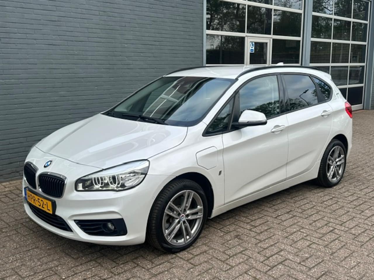 BMW 2-serie Active Tourer - 225xe iPerformance eDrive Edition / Plug-in Hybride - AutoWereld.nl