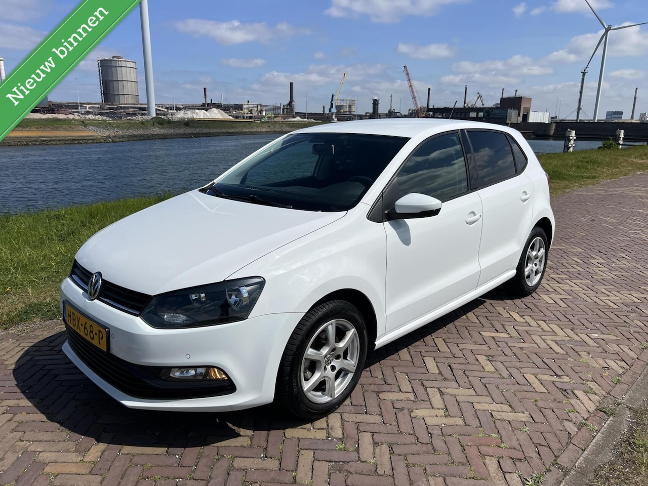 Volkswagen Polo - 1.0 2014 AIRCO|CARPLAY|PDC V&A - AutoWereld.nl