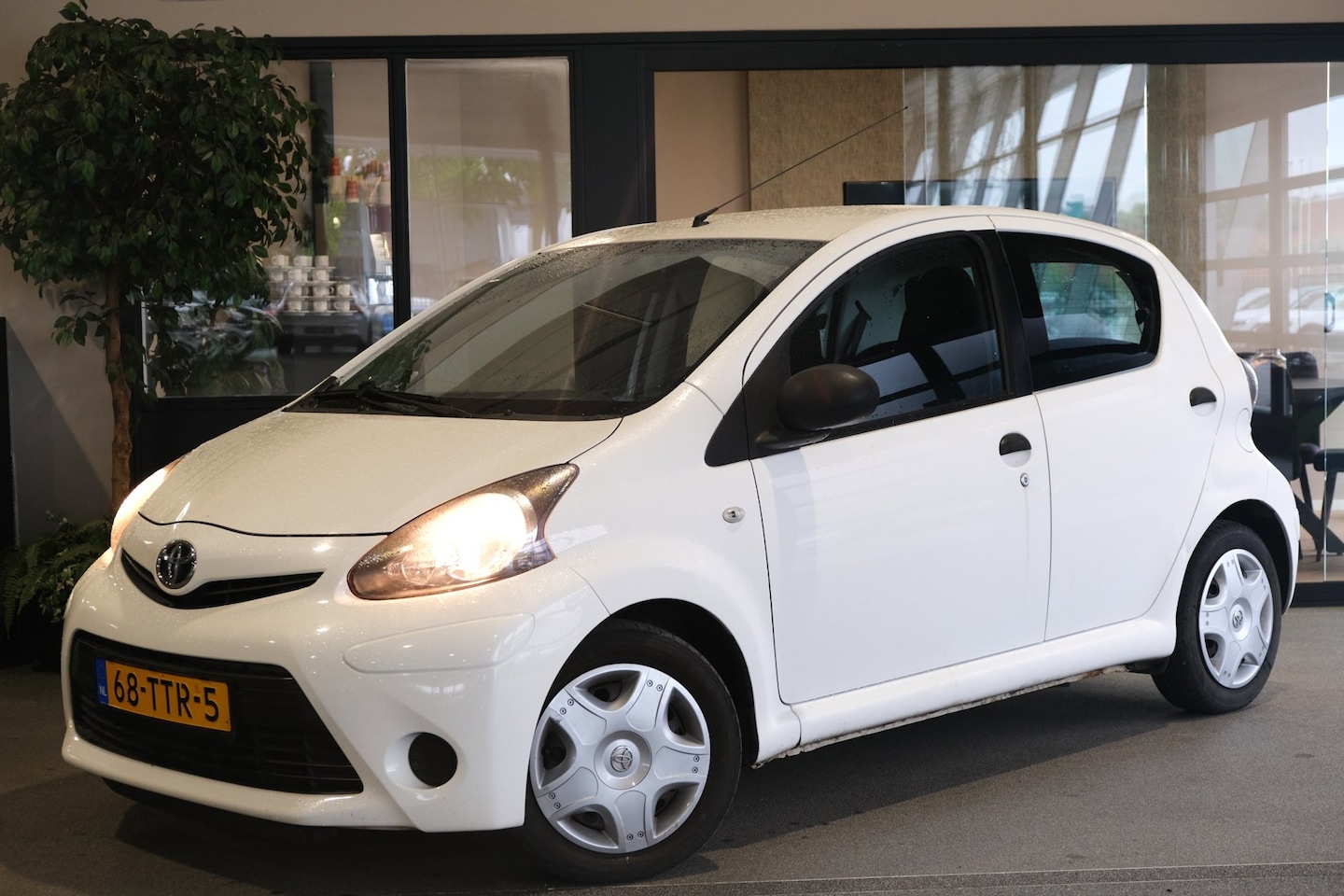 Toyota Aygo - 1.0 VVT-i Comfort airco - AutoWereld.nl