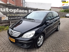 Mercedes-Benz B-klasse - 200 ECC ZWART METALLIC