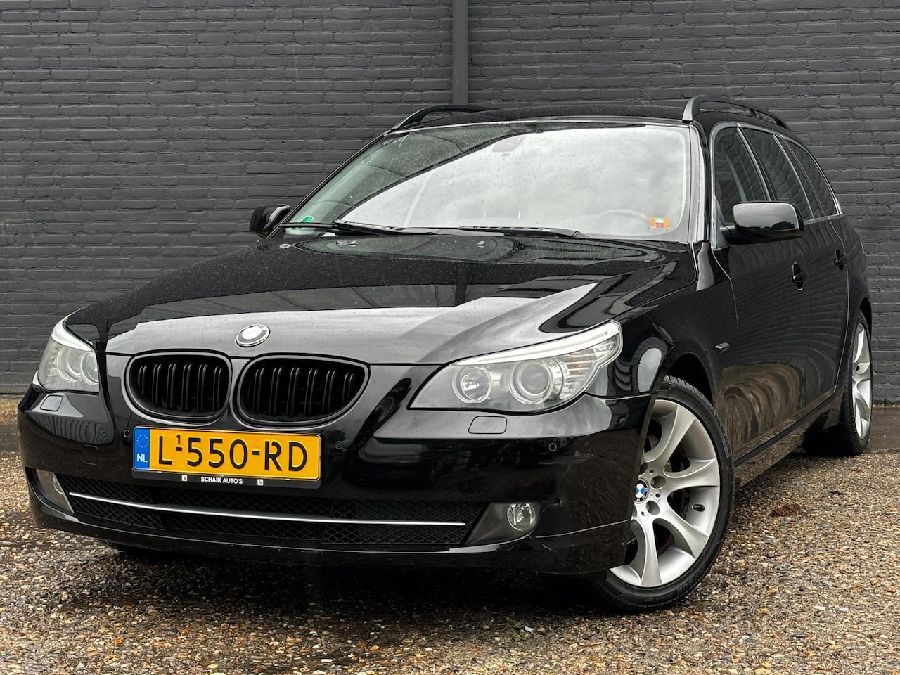 BMW 5-serie Touring - 523i PDC | AUTOMAAT | AIRCO | TREKHAAK | LEDER | CRUISE | NWE APK - AutoWereld.nl