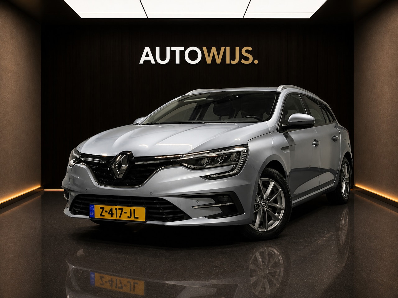 Renault Mégane E-Tech - Estate 1.6 Plug-In Hybrid 160 Intens|LED|AUT|PDC|TREKHAAK - AutoWereld.nl