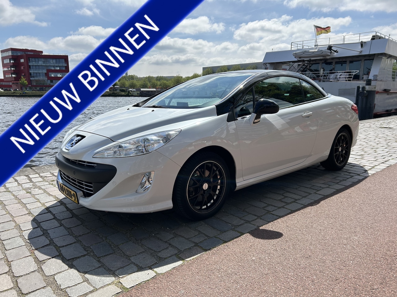 Peugeot 308 CC - 1.6 THP Feline navigatie airco/ecc keurige auto - AutoWereld.nl