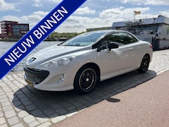 Peugeot 308 CC - 1.6 THP Feline navigatie airco/ecc keurige auto