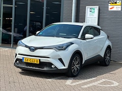 Toyota C-HR - 1.8 Hybrid Executive/CAMERA/CARPLAY/NL-AUTO NAP/NETTE STAAT