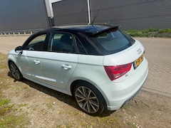 Audi A1 Sportback - 1.2 TFSI / S-Line /Admired
