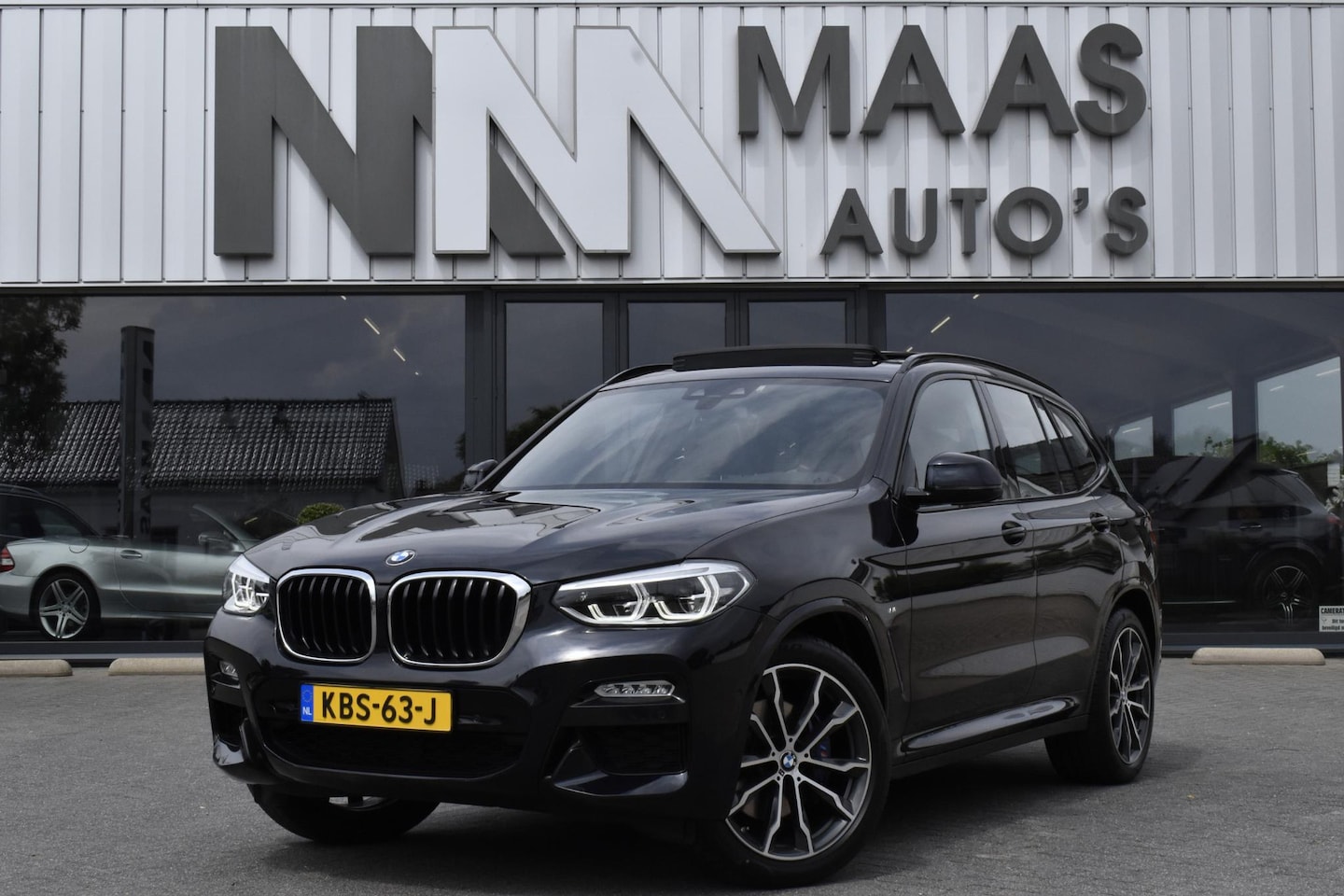 BMW X3 - xDrive30i High M-Sport Pano-harmank - AutoWereld.nl