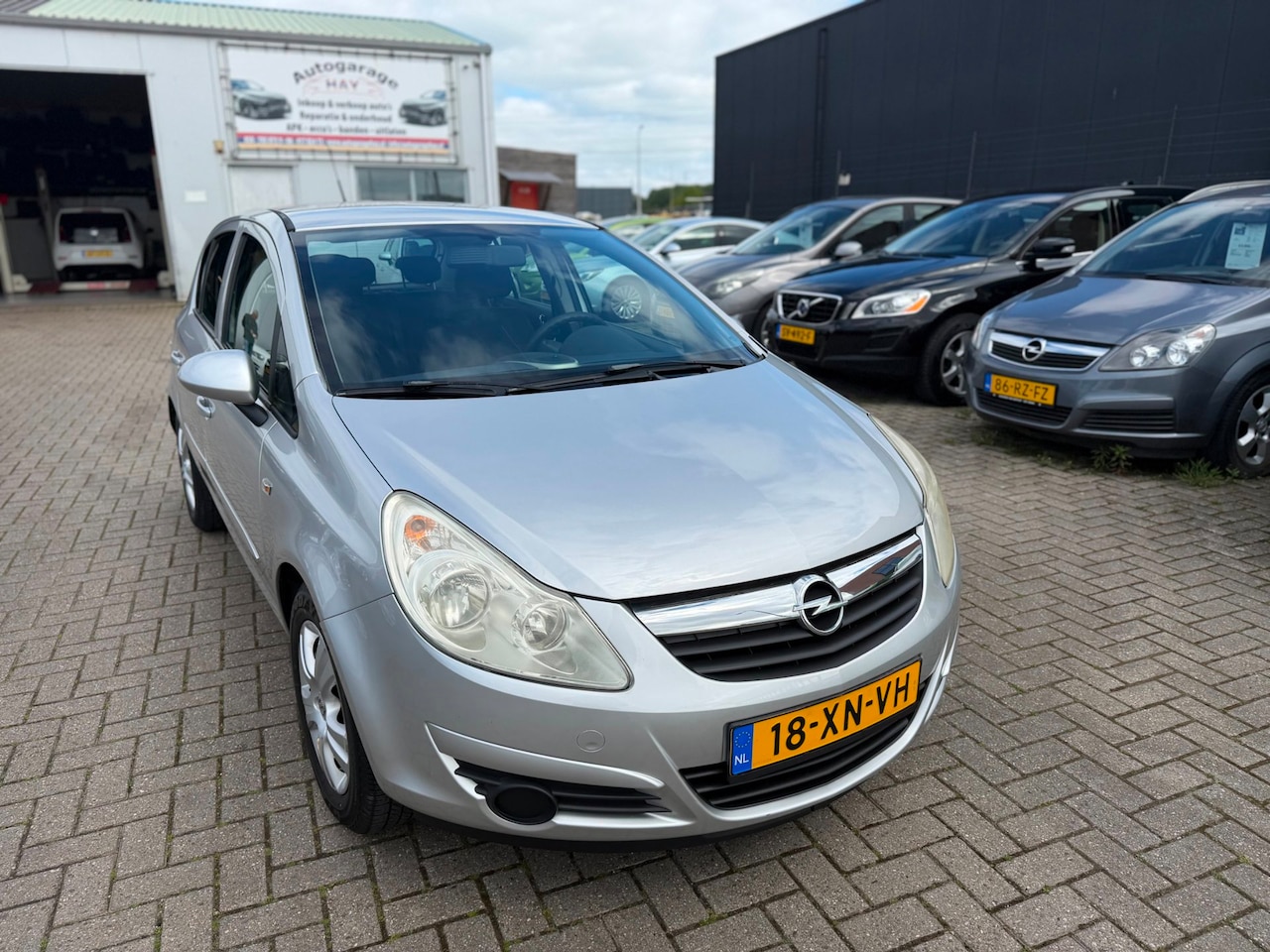 Opel Corsa - 1.4-16V Enjoy|Apk 01-2027 - AutoWereld.nl