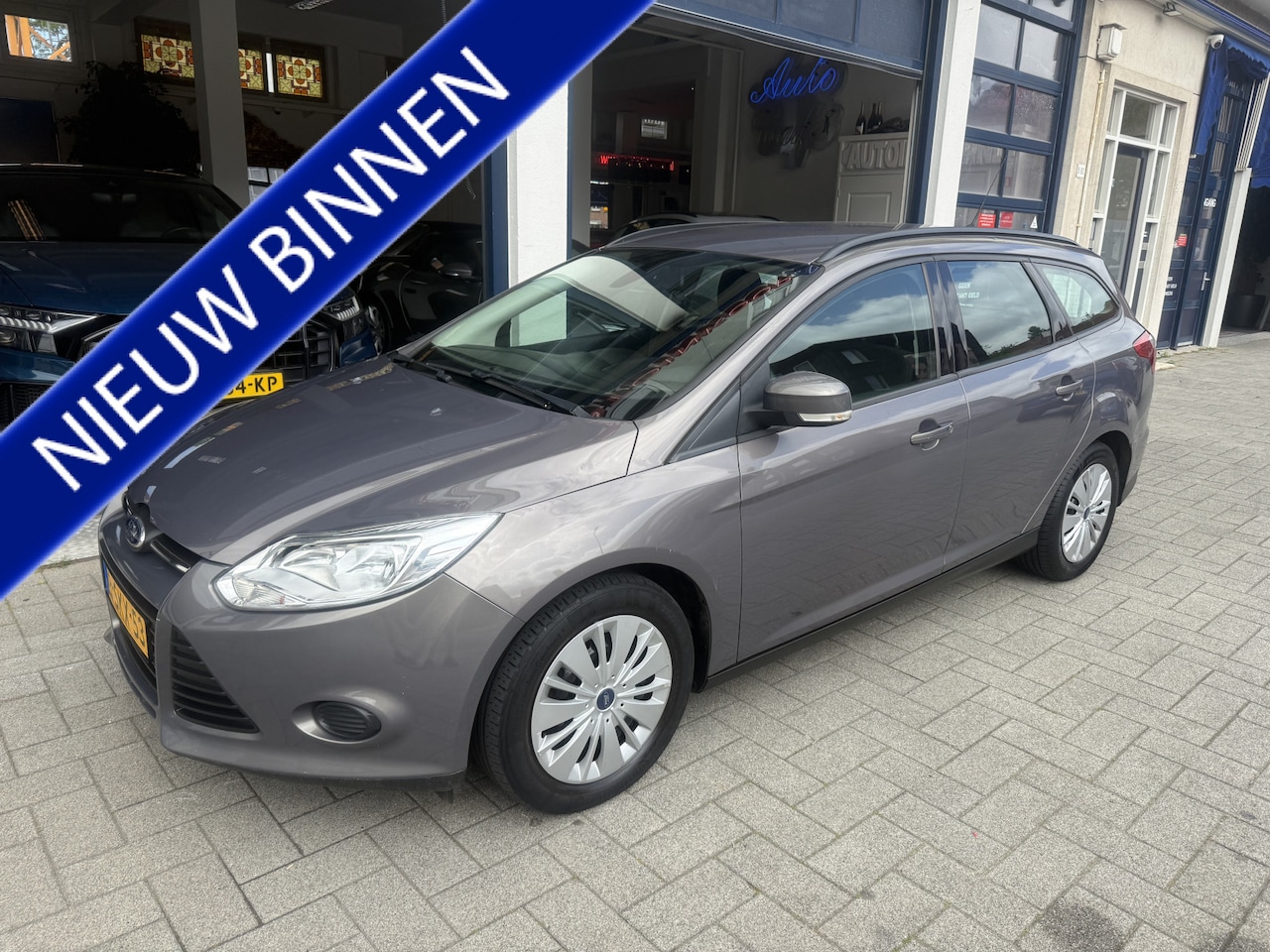 Ford Focus Wagon - 1.0 EcoBoost Edition 1.0 EcoBoost Edition NIEUWE APK - AutoWereld.nl