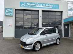 Peugeot 1007 - 1.6-16V Sublime