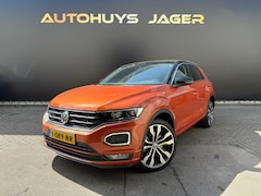 Volkswagen T-Roc - 1.5 TSI Style Automaat ACC Virtual Verwarming