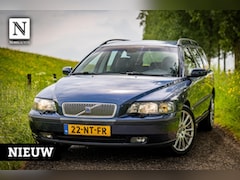 Volvo V70 - 2.5 T |Trekhaak |Leder |LM Velgen |210pk