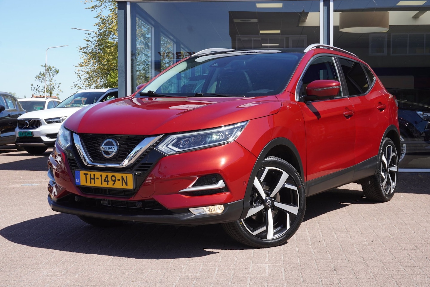 Nissan Qashqai - 1.2 Tekna Airco | Panodak | Vol opties | Elek. Pakket | LM velgen | Inruil mogelijk - AutoWereld.nl