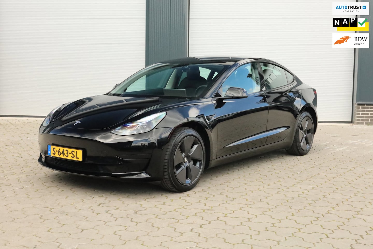 Tesla Model 3 - Standard RWD Plus 60 kWh Elek Klep - AutoWereld.nl