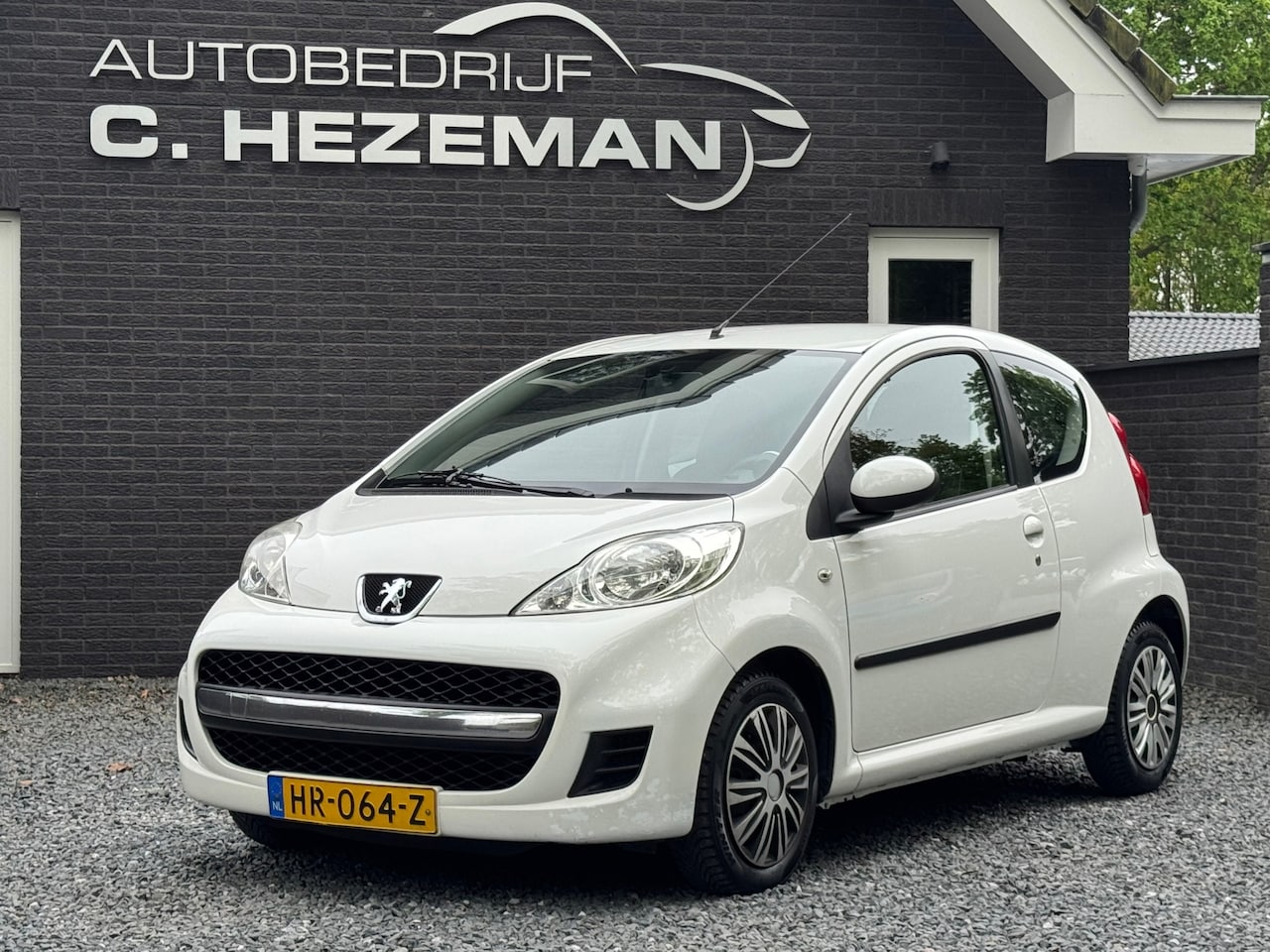 Peugeot 107 - 1.0-12V XS Nieuwe Koppeling Nieuwe apk inruilkoopje airco - AutoWereld.nl