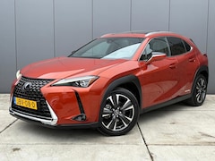 Lexus UX - 250h AWD Executive Line | 360 Camera | Head-Up | Lederen bekleding | Schuif/Kantel Dak | S