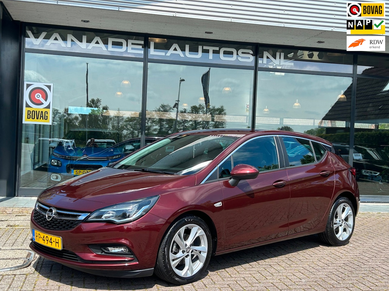 Opel Astra - 1.6 CDTI Business+ 5Drs Navi Cruise Airco Park.Sens NL-Auto NAP Dealeronderhouden! - AutoWereld.nl