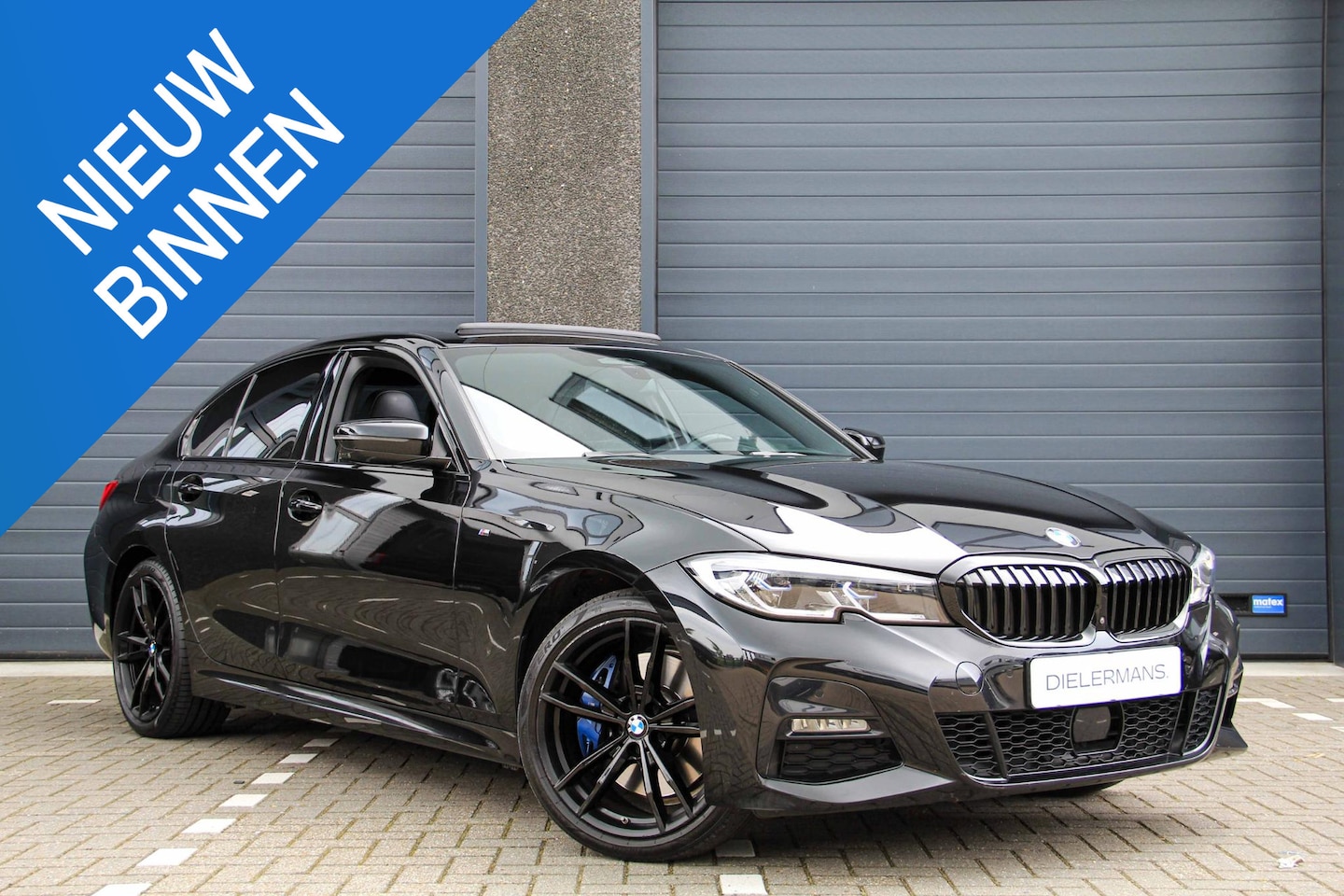 BMW 3-serie - 320e M sport plus | Vol in de opties | Pano | M leder | Laserlight | 2022 | NL Auto | BTW - AutoWereld.nl