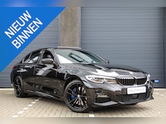 BMW 3-serie - 320e M sport plus | Vol in de opties | Pano | M leder | Laserlight | 2022 | NL Auto | BTW