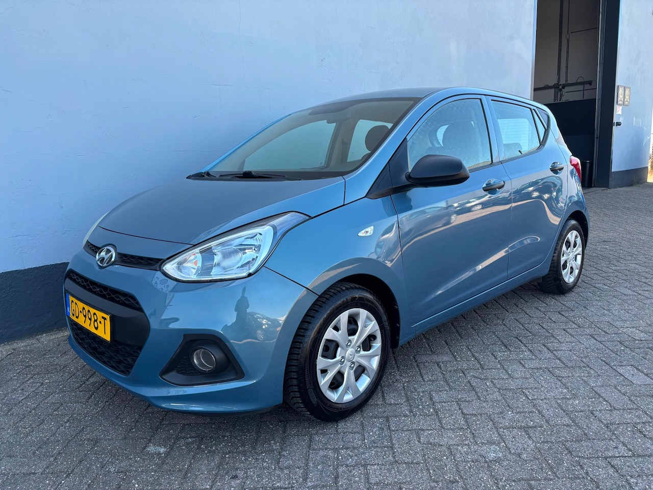 Hyundai i10 - 1.0i i-Motion 5-Deurs - Airco - AutoWereld.nl