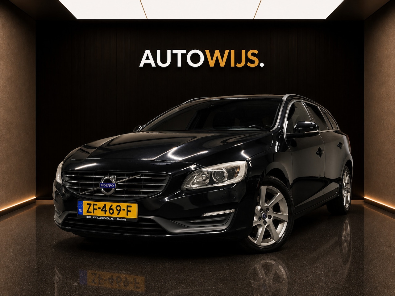Volvo V60 - 2.0 D3|LEDER|TREKHAAK|LM-VELG|XENON| - AutoWereld.nl