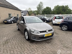 Volkswagen Golf - 1.2 TSI Highline