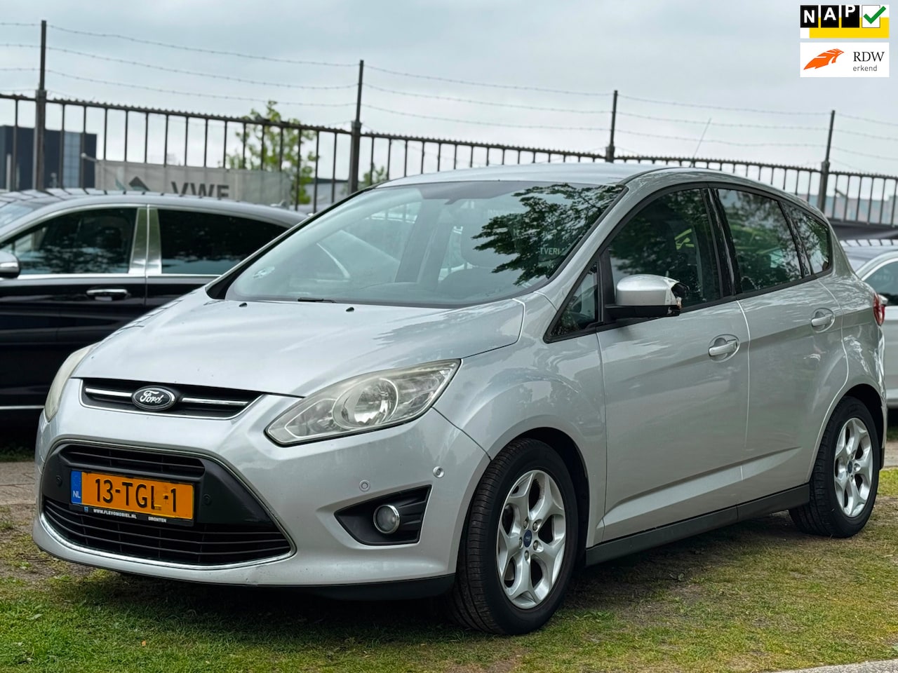 Ford C-Max - 1.6 Trend|RIJD SCHAKELT GEBRUIKERSPOREN EN VIES BINNEN KANT - AutoWereld.nl