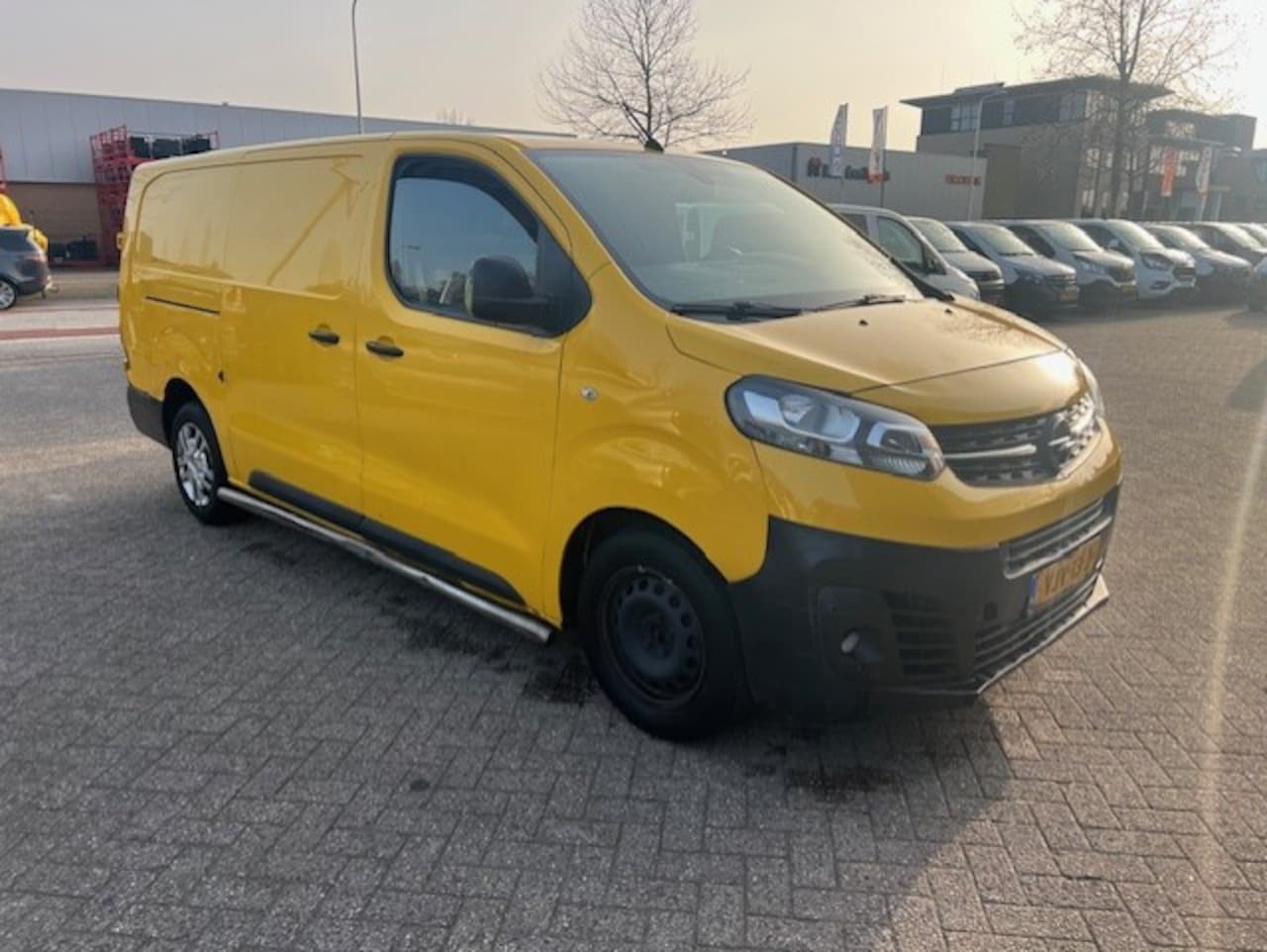 Opel Vivaro - 2.0 CDTI 90KW L2H1 LANG AUTOMAAT AIRCO KLIMA - AutoWereld.nl