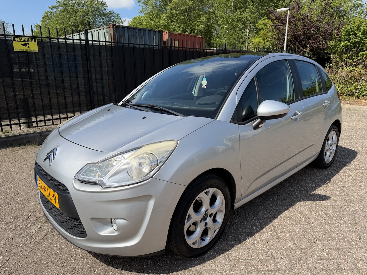Citroën C3 - 1.4 VTi Ligne Business Clima/Navi/Panorama/Hifi System - AutoWereld.nl